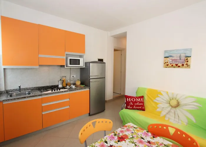 Two-bedroom Flat By The Apartment *